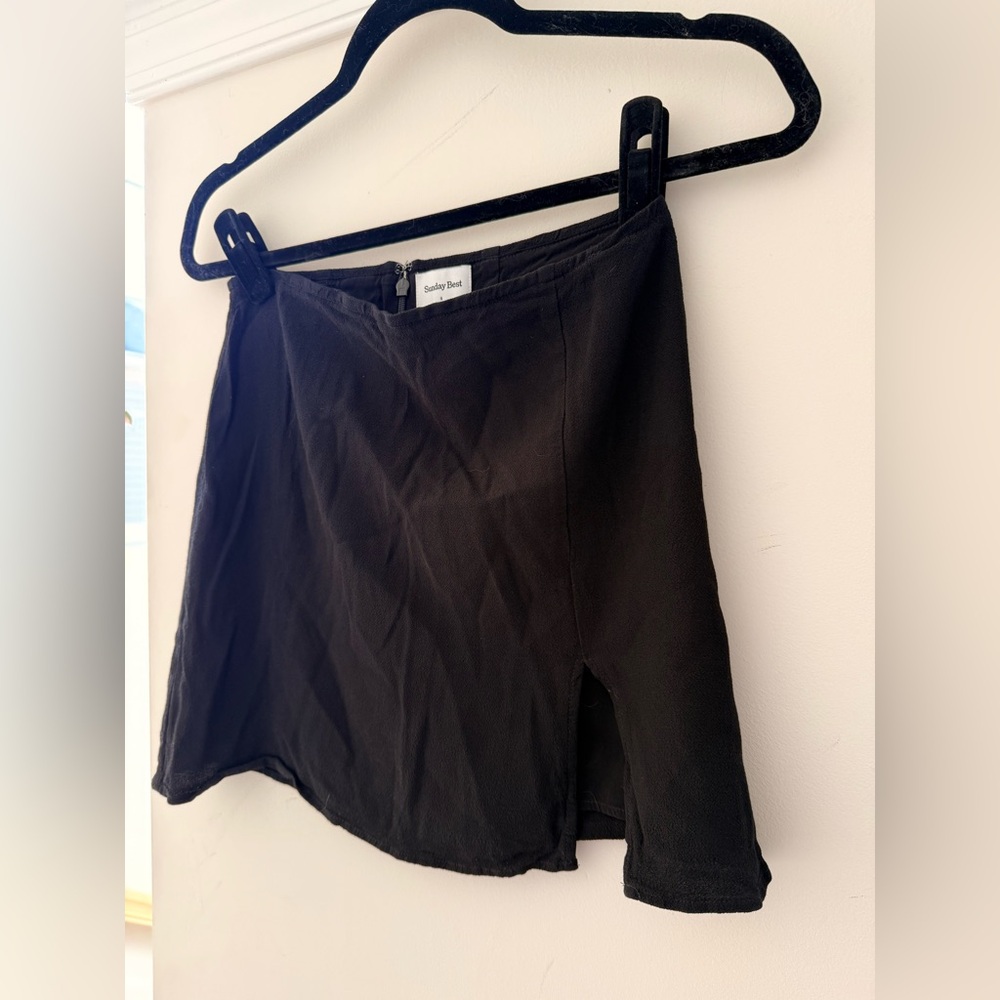 Aritzia Sunday Best Black Mini Skirt